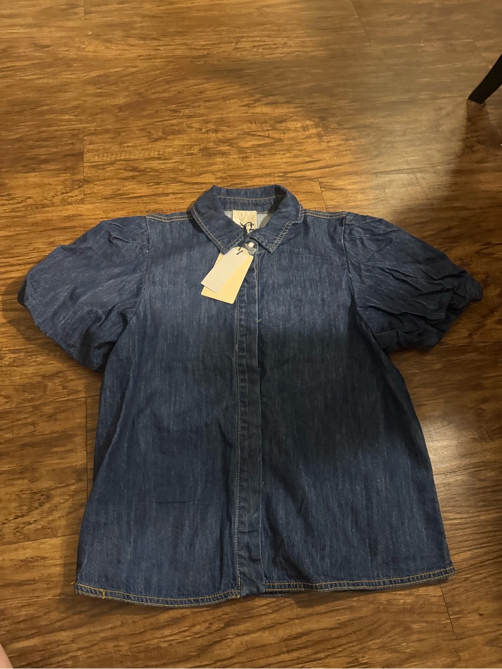 NWT Tuckernuck top size large